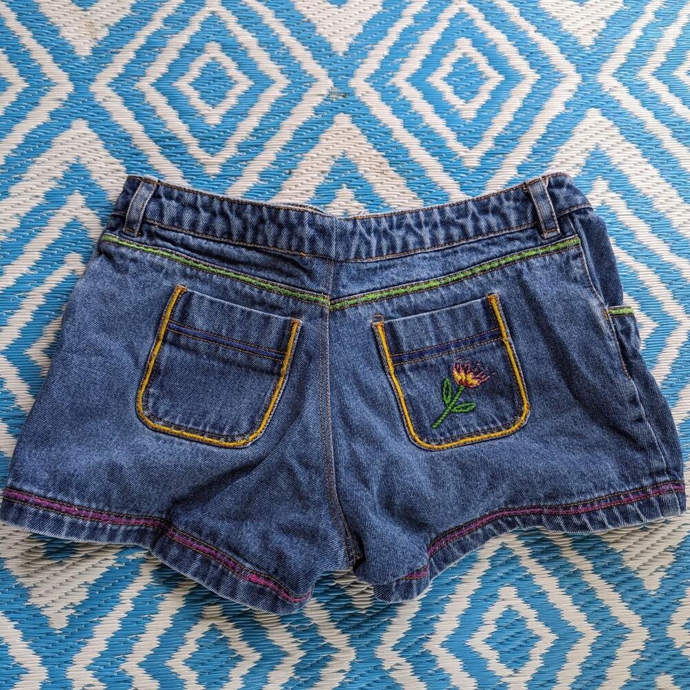 Hurley Flower Embroidered High Waist Shorts